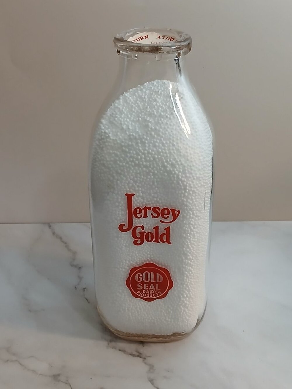 Share Jersey Gold-Gold Seal Dairy Products VTG Milk Bottle